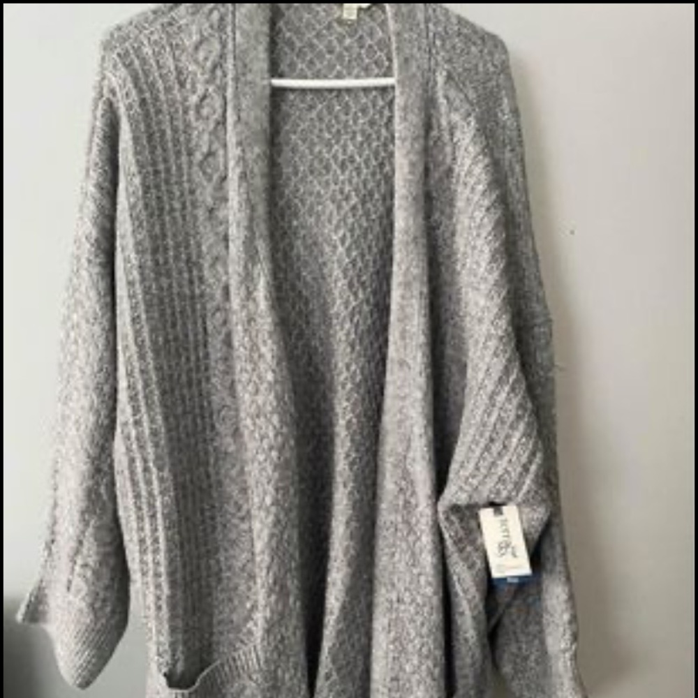 Terra sky long grey sweater plus size 16-18